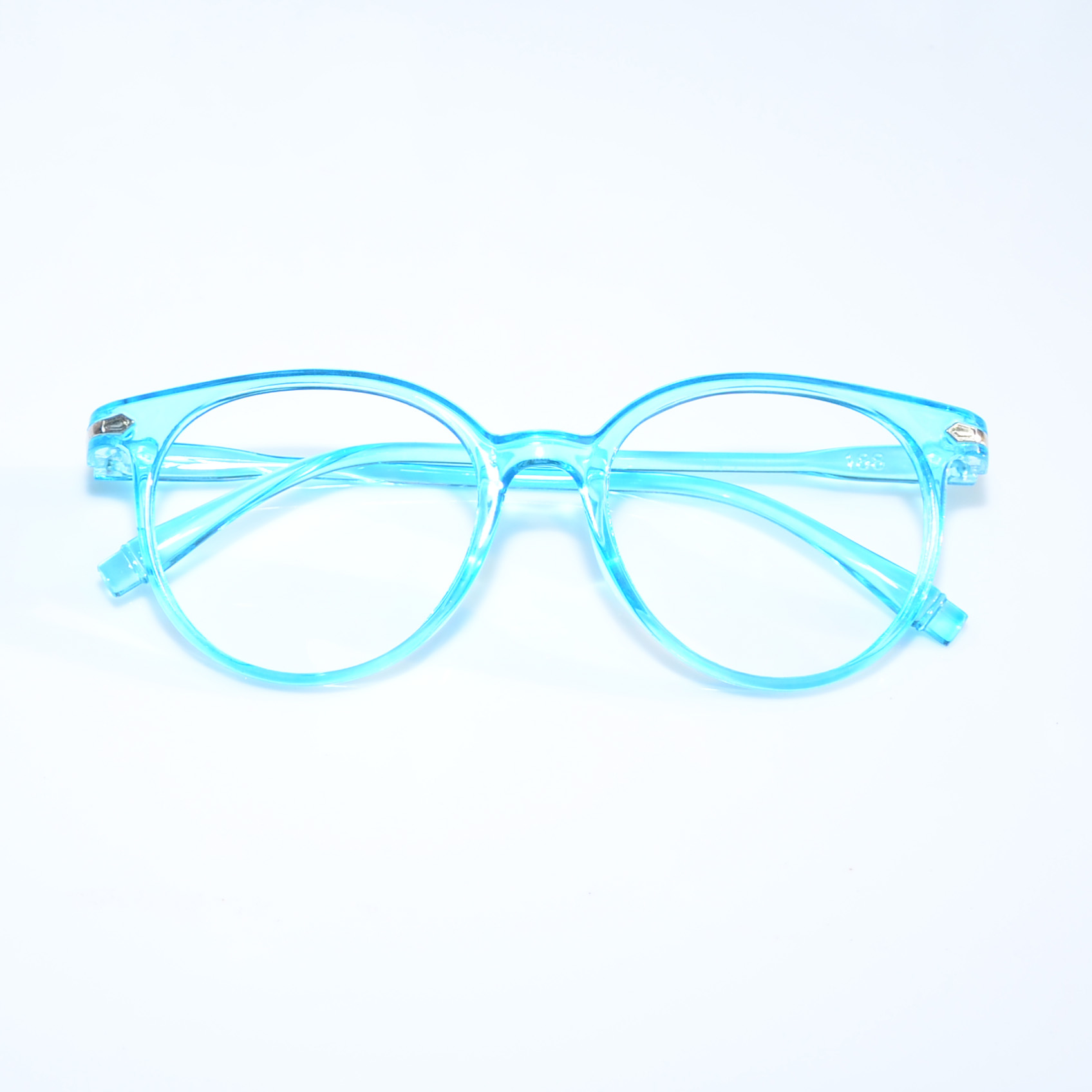 กรอบแว่นตาทรงหยดน้ำ-สีฟ้าใส1